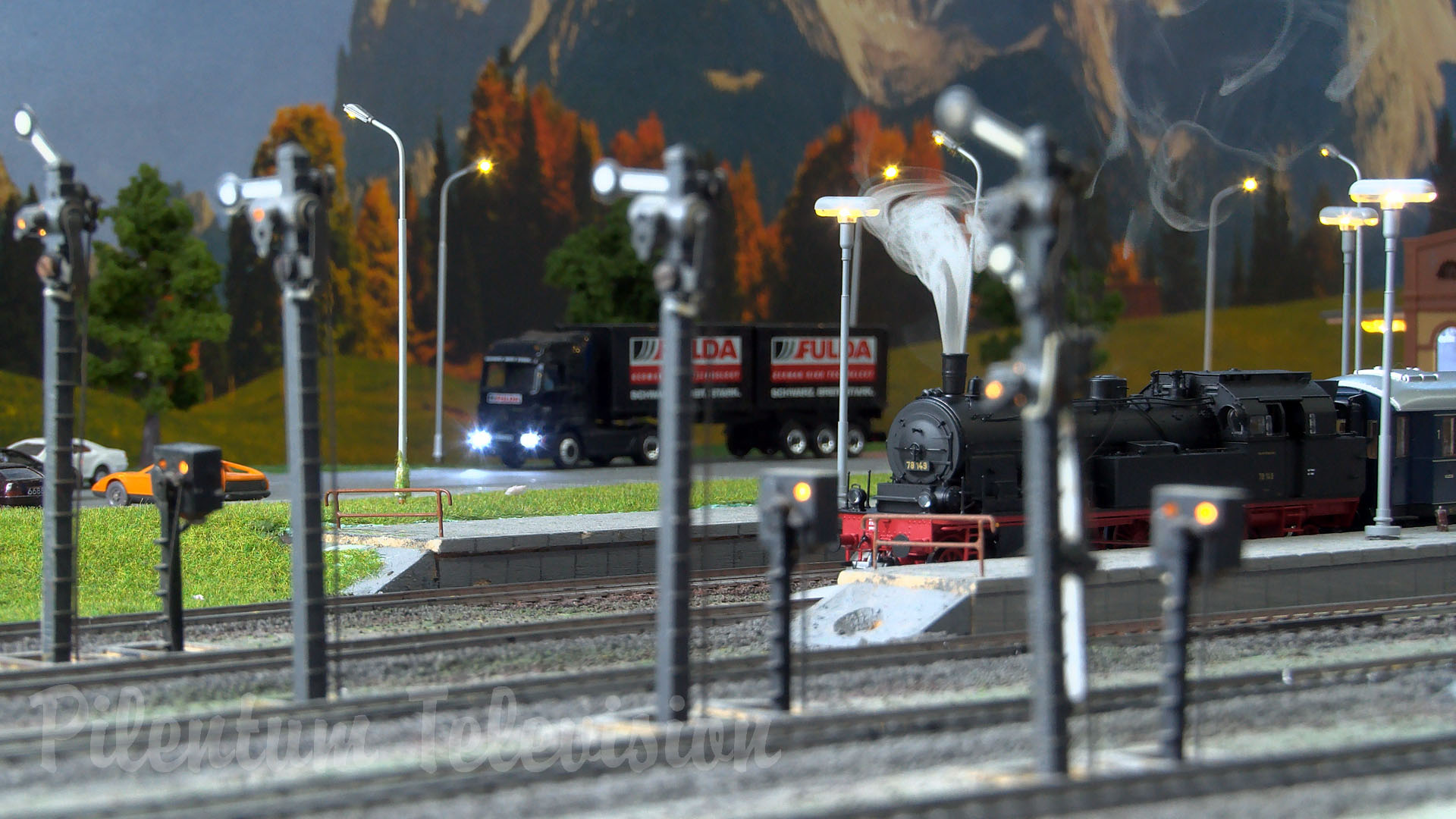 Operazioni di modellismo ferroviario tedesco - Plastico ferroviario modulare in scala HO