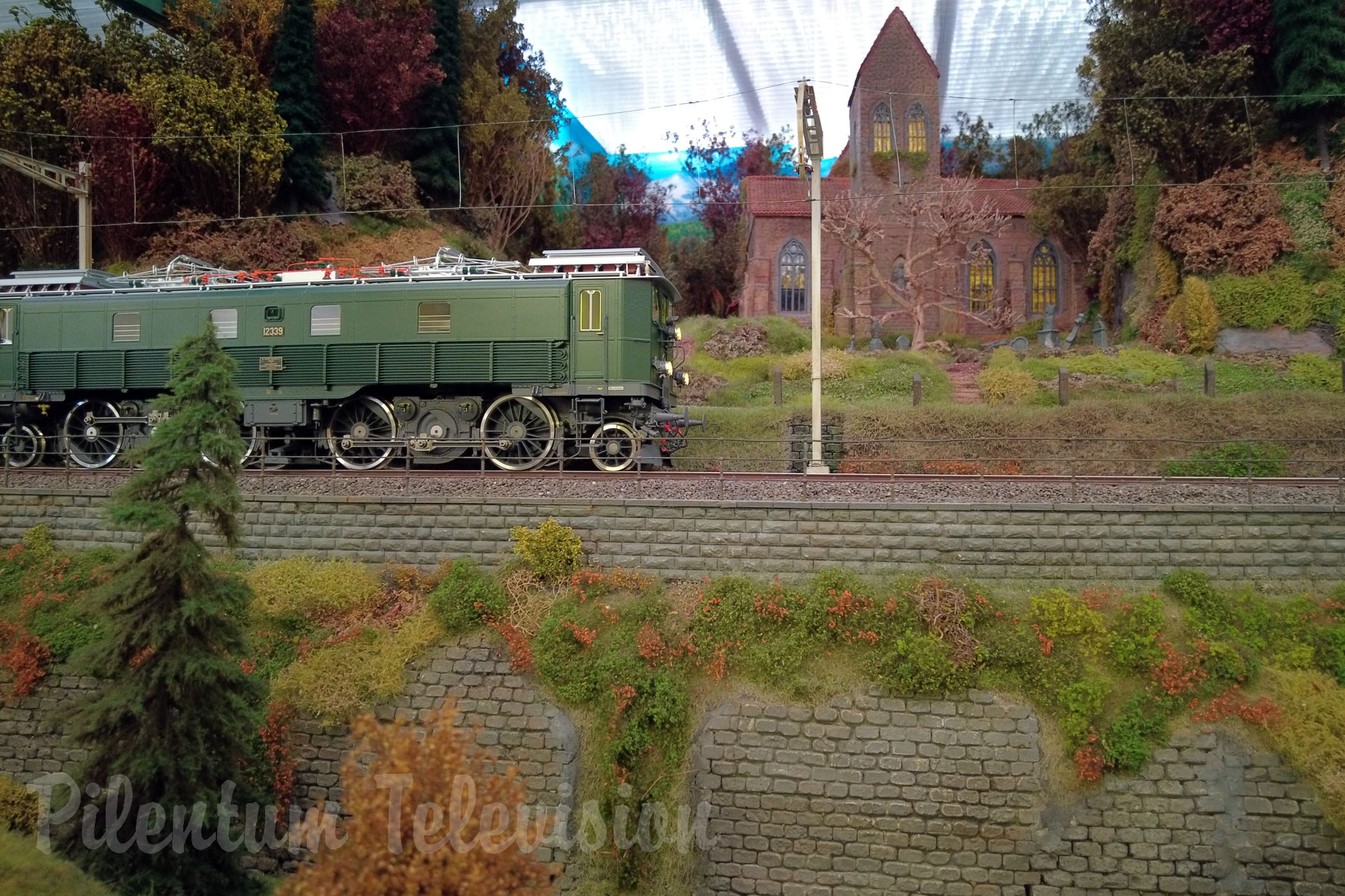 Il nuovo plastico ferroviario in scala 1 (treni in scala 1/32) di Leuvense Spooreen Vrienden