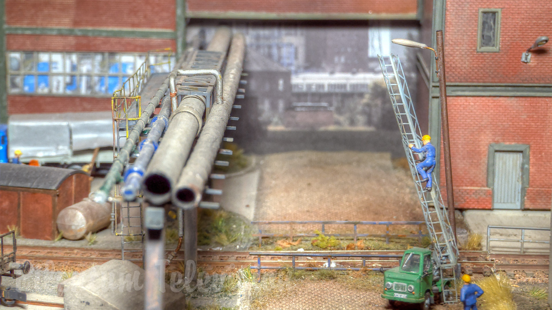 Uno dei più autentici plastici ferroviari in scala HO di un impianto chimico della Germania Est
